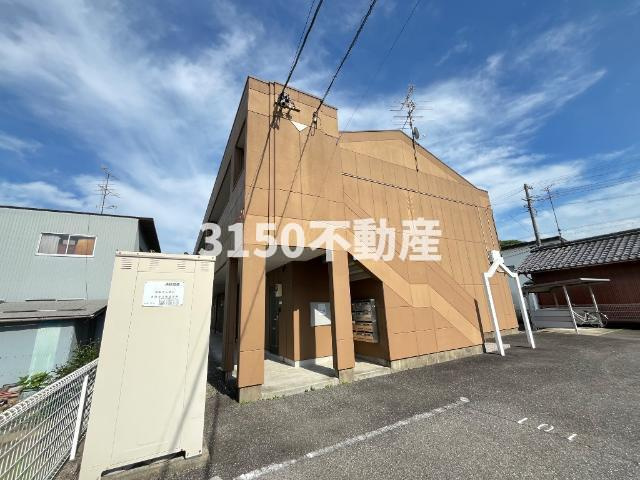 メゾン　ドゥ　ティアレの外観|外観写真（昼）
