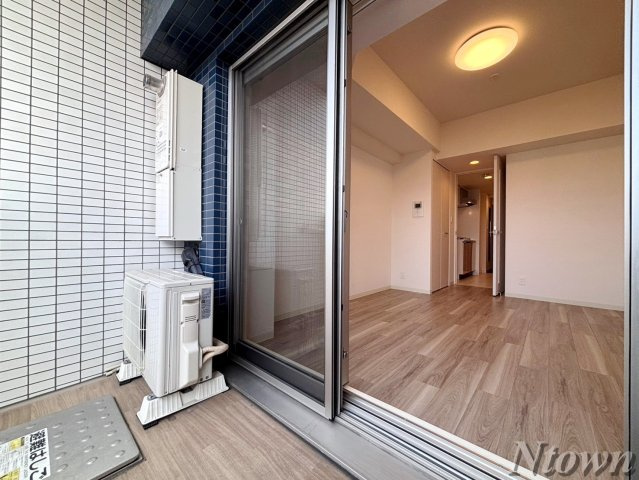 【バルコニー】 | プレサンスNAGOYAファスト | 外からの目が気にならないバルコニーで洗濯物が干せます