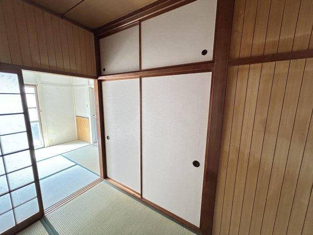 富田林市山中田アパートの収納