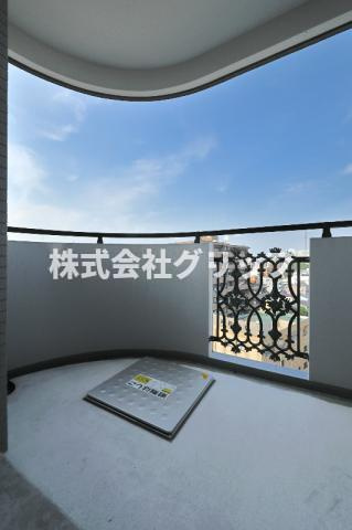グリアス横浜・ウエストフォルム弐番館のバルコニー