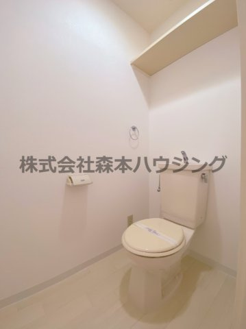 【トイレ】 | 　住道ファーストハイツ | 清潔感のあるトイレです