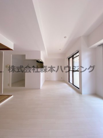 【居間・リビング】 | 　住道ファーストハイツ | きれいなリビングです