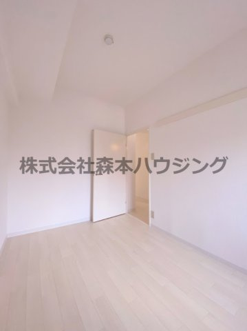 【洋室】 | 　住道ファーストハイツ | 使いやすい洋室です