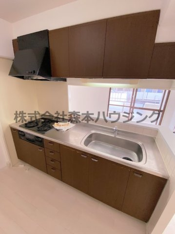 【キッチン】 | 　住道ファーストハイツ | キッチンでお料理をお楽しみください