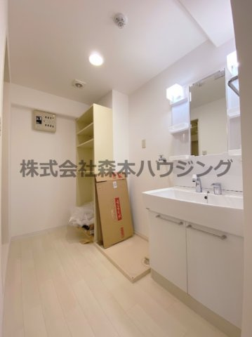 【洗面所】 | 　住道ファーストハイツ | 広い洗面スペース
