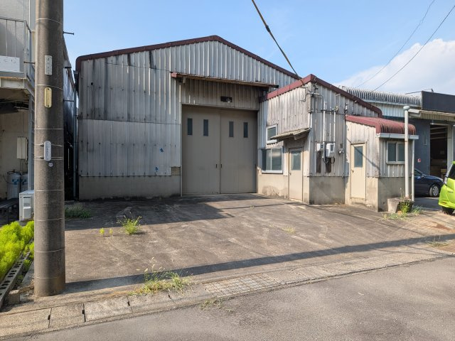 愛宕３７倉庫