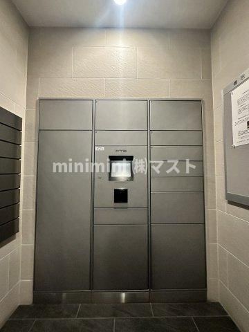 プレサンスロジェドーム前のその他共用部分