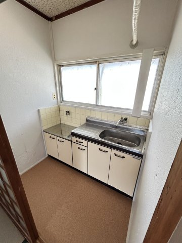 富田林市山中田アパートのキッチン