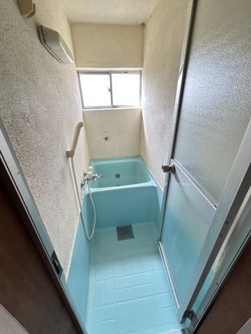 富田林市山中田アパートの浴室
