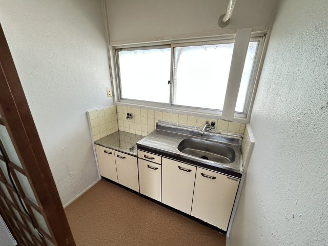 富田林市山中田アパートの独立洗面台