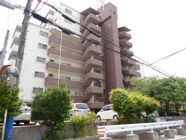 ネオハイツ垂水の外観