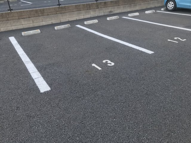 グランウッドの駐車場