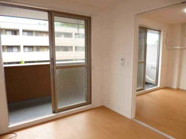 グランウッドの子供部屋|南側洋室6帖