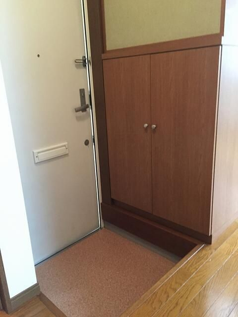 谷井コーポの玄関