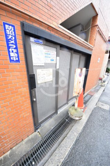 【その他共用部分】 | ライオンズマンション上本町第3　五条小学校区 | ライオンズマンション上本町第3　ゴミ捨て場