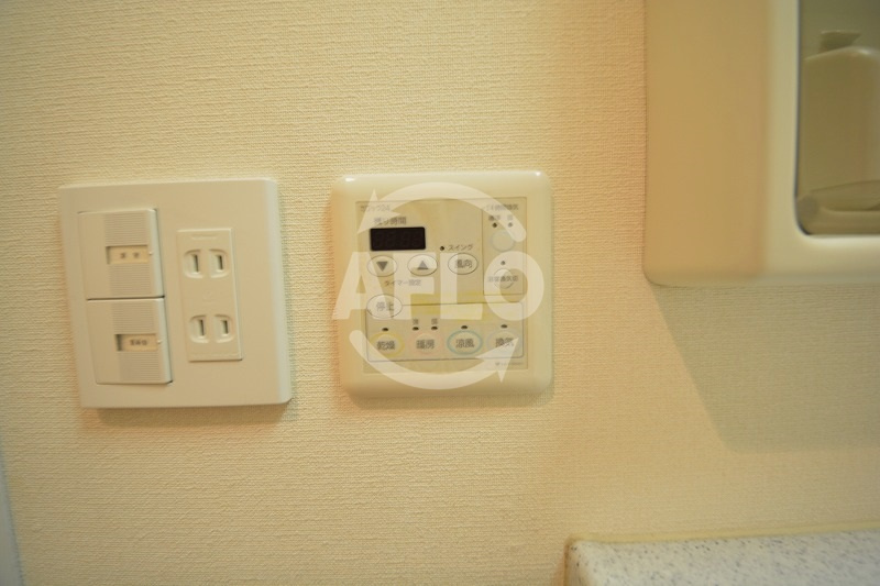 FLAT INN UESHIOの設備|FLAT INN UESHIO　浴室乾燥機付き