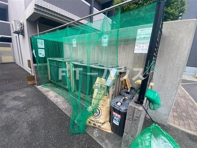 らふぃね壱番館のエントランス