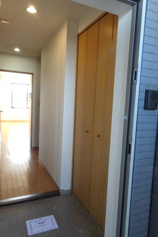ブールヴァル西原の玄関|※現況優先