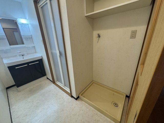 INSURANCE BLDG.ＸⅢの洗面所