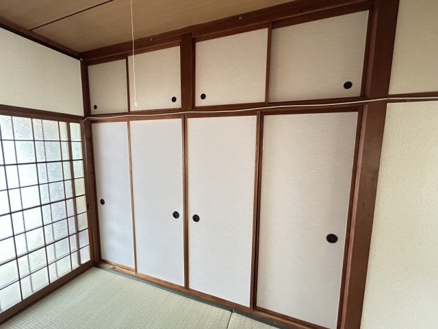 富田林市山中田アパートの収納