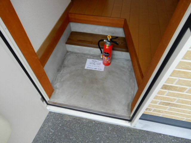 姫路市八代のハイツの玄関