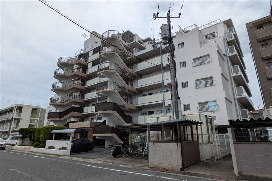 ファミール大供西