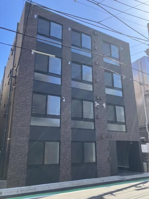 エストゥルースプラス田端