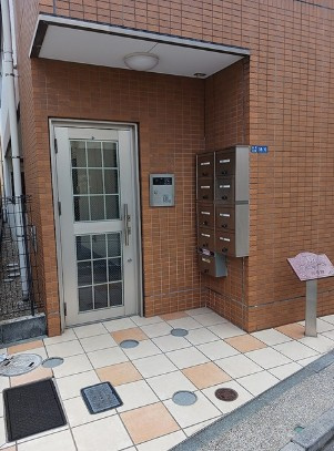 フェリエーラ南砂町弐番館のエントランス