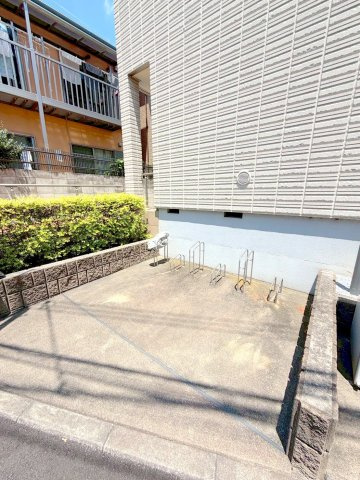 メゾン中落合のその他共用部分|★駐輪場★