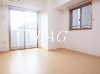【居間・リビング】 | ｆｅｅｔｈ日暮里 | 洋室のお部屋です。