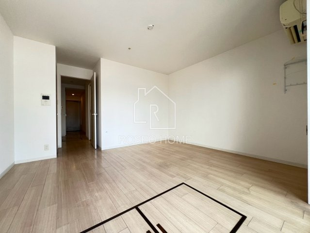 NORTH VILLAGE BIRTH PLACEの居間・リビング