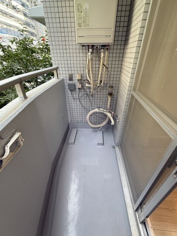 東池袋ハイツ壱番館のバルコニー