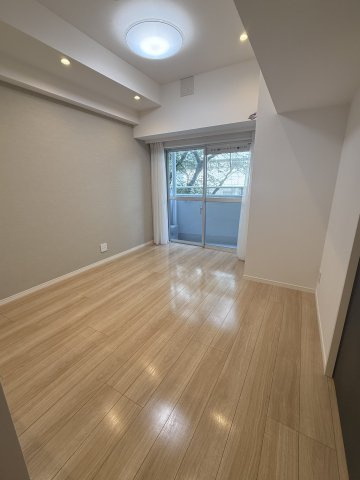 東池袋ハイツ壱番館の居間・リビング