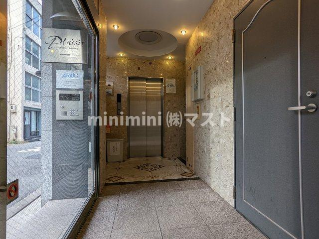 大阪市福島区福島１丁目の賃貸マンションのロビー