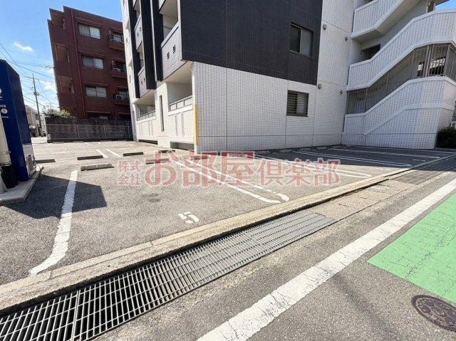 モアプラス西鉄久留米駅前の駐車場|駐車場があります