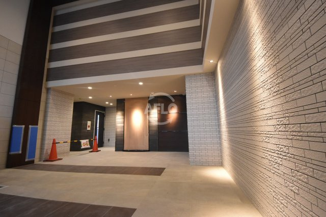 ファーストフィオーレ新梅田のロビー|ファーストフィオーレ新梅田　ロビー