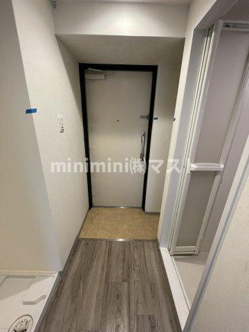 大阪市此花区春日出北２丁目の賃貸マンションの玄関