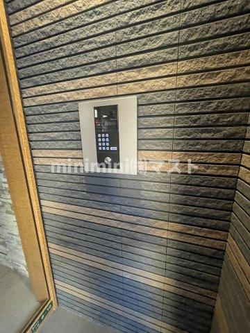 大阪市此花区春日出北２丁目の賃貸マンションのセキュリティ