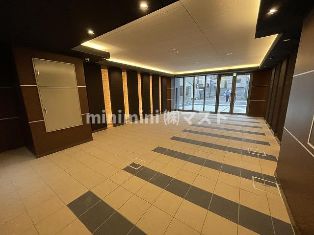 大阪市此花区梅香１丁目の賃貸マンションのロビー