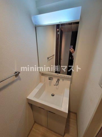大阪市此花区西九条３丁目の賃貸マンションの洗面所