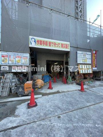 大阪市浪速区久保吉１丁目の賃貸マンションのエントランス