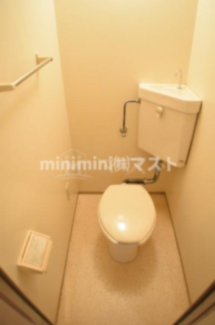 大阪市浪速区難波中３丁目の賃貸マンションのトイレ|別部屋参考写真