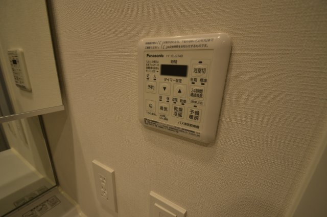 神戸市中央区北長狭通４丁目の賃貸マンションの浴室