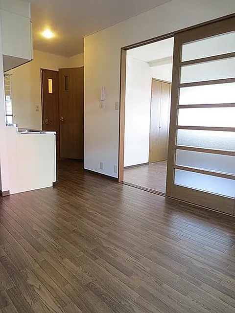 神戸市東灘区本庄町２丁目の賃貸マンションの居間・リビング