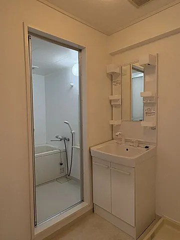神戸市東灘区本山中町４丁目の賃貸マンションの洗面所