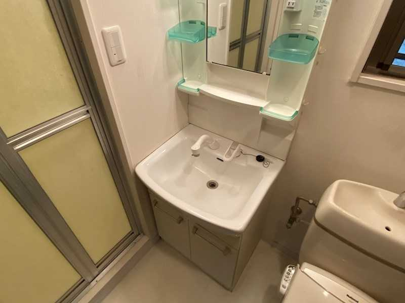 神戸市中央区下山手通８丁目の賃貸マンションの洗面所