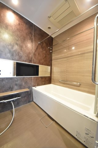神戸市中央区中山手通２丁目の賃貸マンションの浴室