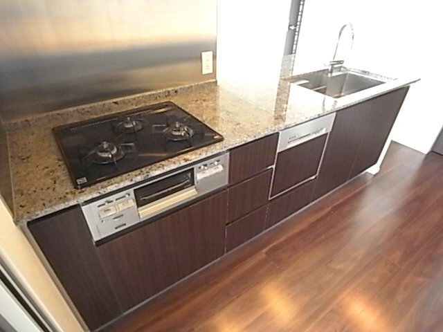 神戸市中央区中山手通２丁目の賃貸マンションのキッチン