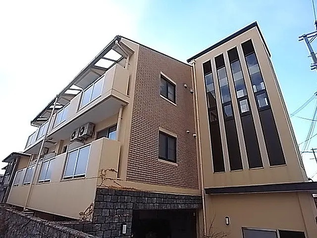 芦屋市親王塚町の賃貸マンションの外観