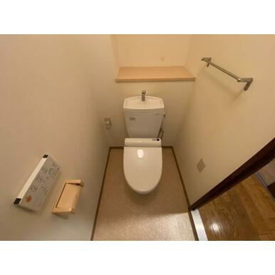 芦屋市奥山の賃貸マンションのトイレ
